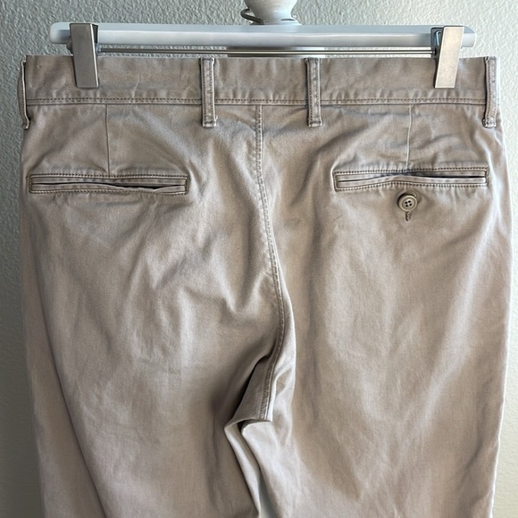 J.Crew - 770™ Straight-fit stretch chino pant - Picture 10 of 10